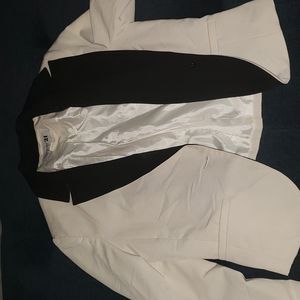 Forever 21 Tuxedo Blazer